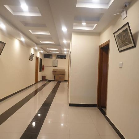 Dream Night Hotel Исламабад Экстерьер фото